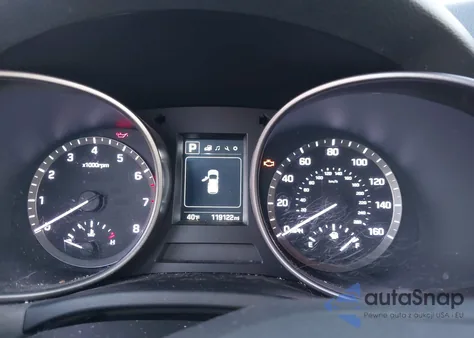 2017 Hyundai Santa Fe Sport 2.4L z USA, uszkodzony, nr VIN 5XYZTDLB0HG396729